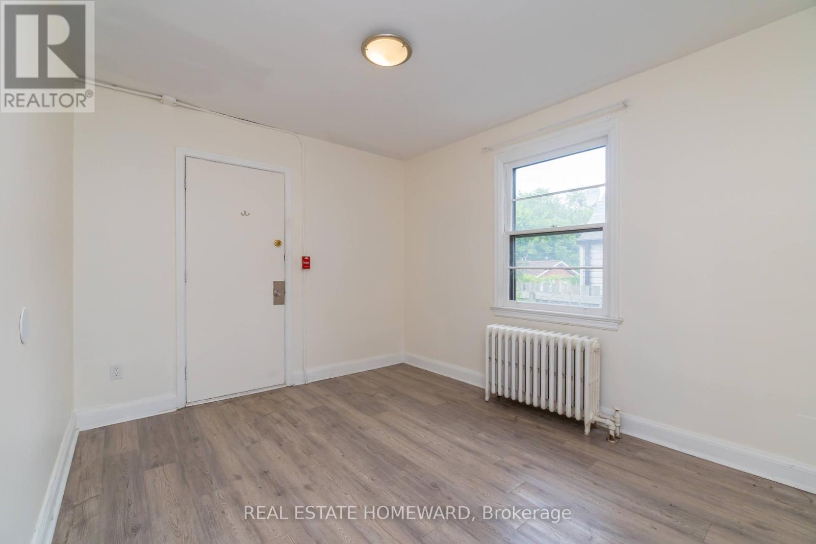 4 - 44 Pharmacy Avenue, Toronto, Ontario  M1L 3E5 - Photo 4 - E12255953