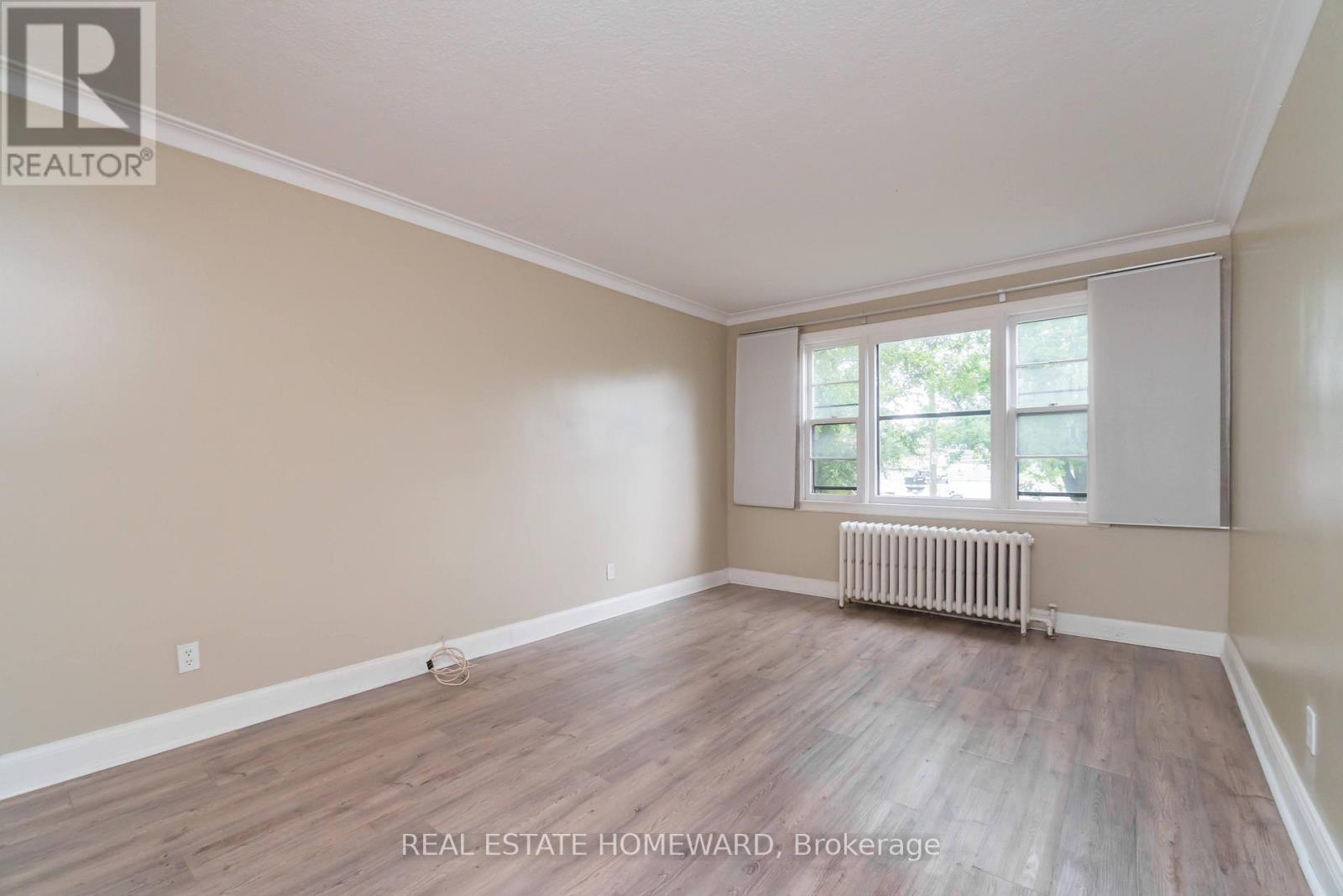4 - 44 Pharmacy Avenue, Toronto, Ontario  M1L 3E5 - Photo 6 - E12255953