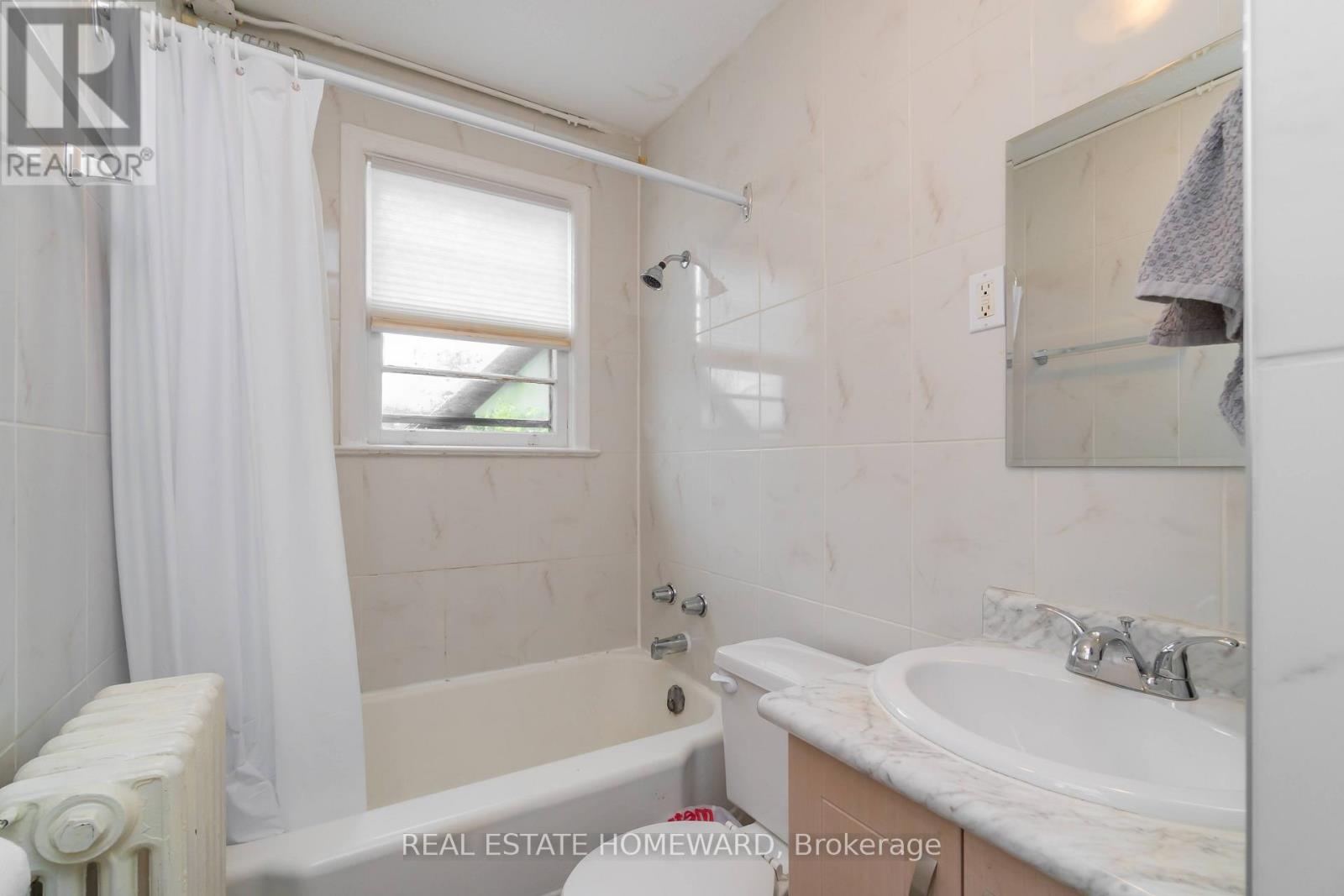 4 - 44 Pharmacy Avenue, Toronto, Ontario  M1L 3E5 - Photo 8 - E12255953