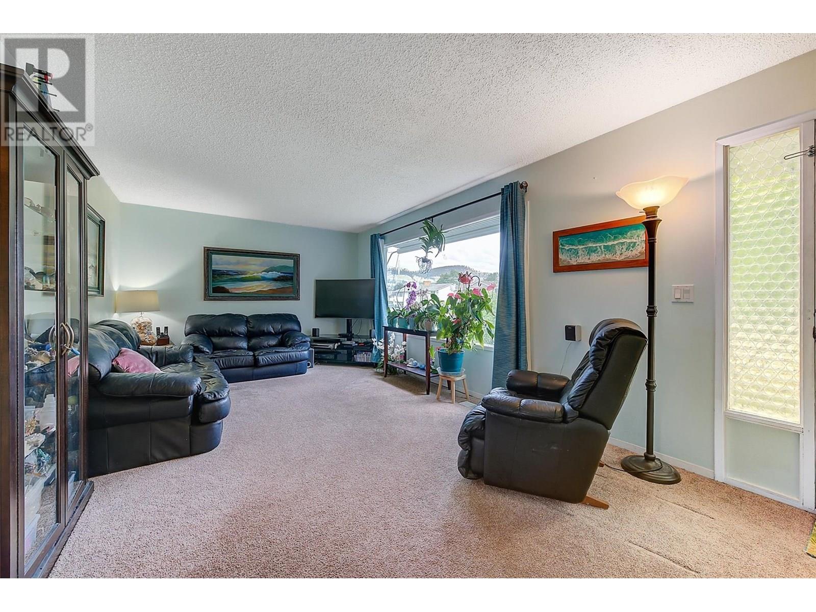 Property at 310 Patterson Road image 5