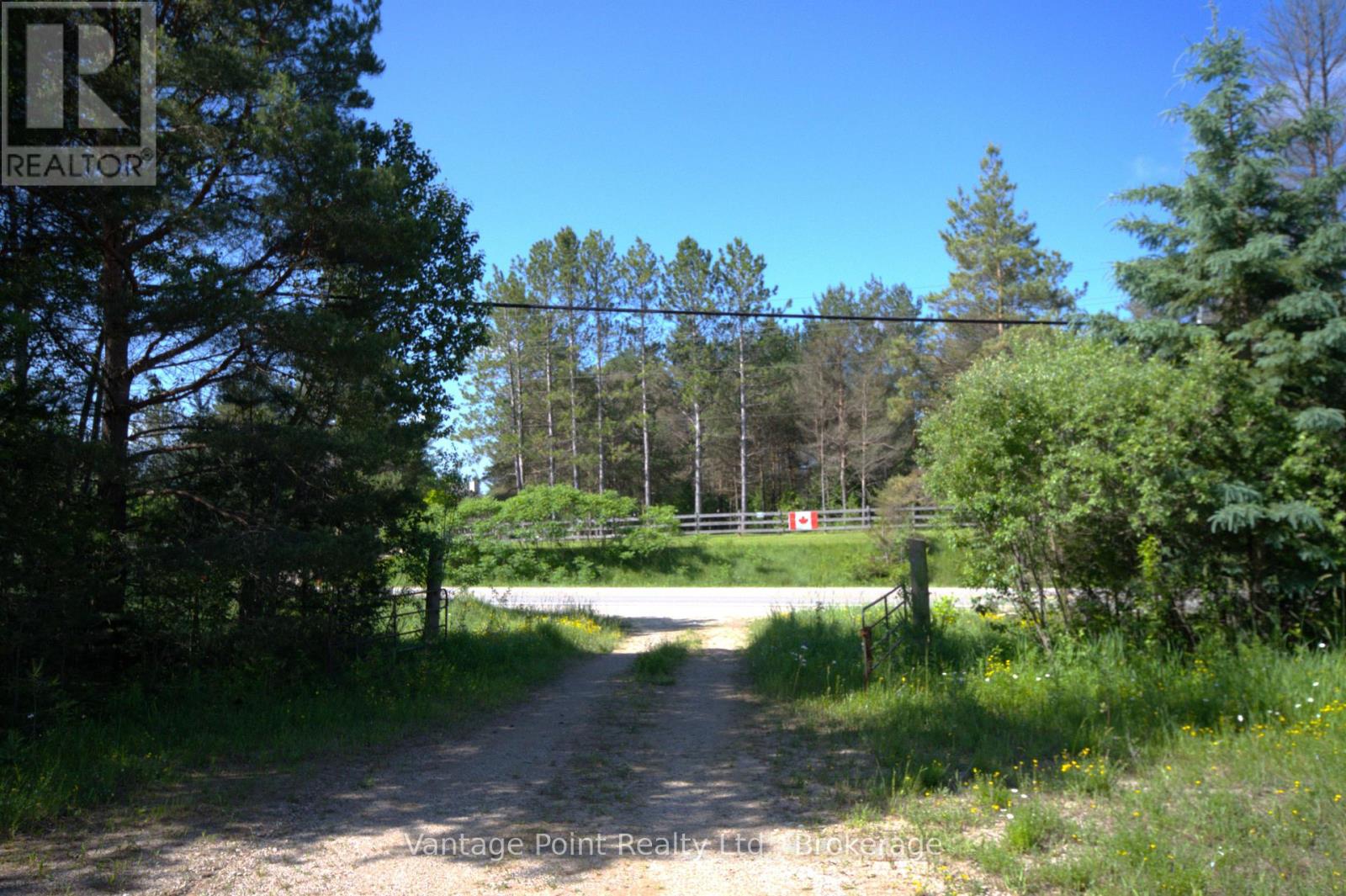 775381 10 Highway N, Chatsworth, Ontario  N0H 1C0 - Photo 3 - X12256111