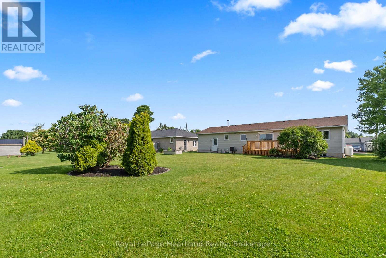214 Margaret Street S, Minto, Ontario  N0G 1Z0 - Photo 32 - X12256239