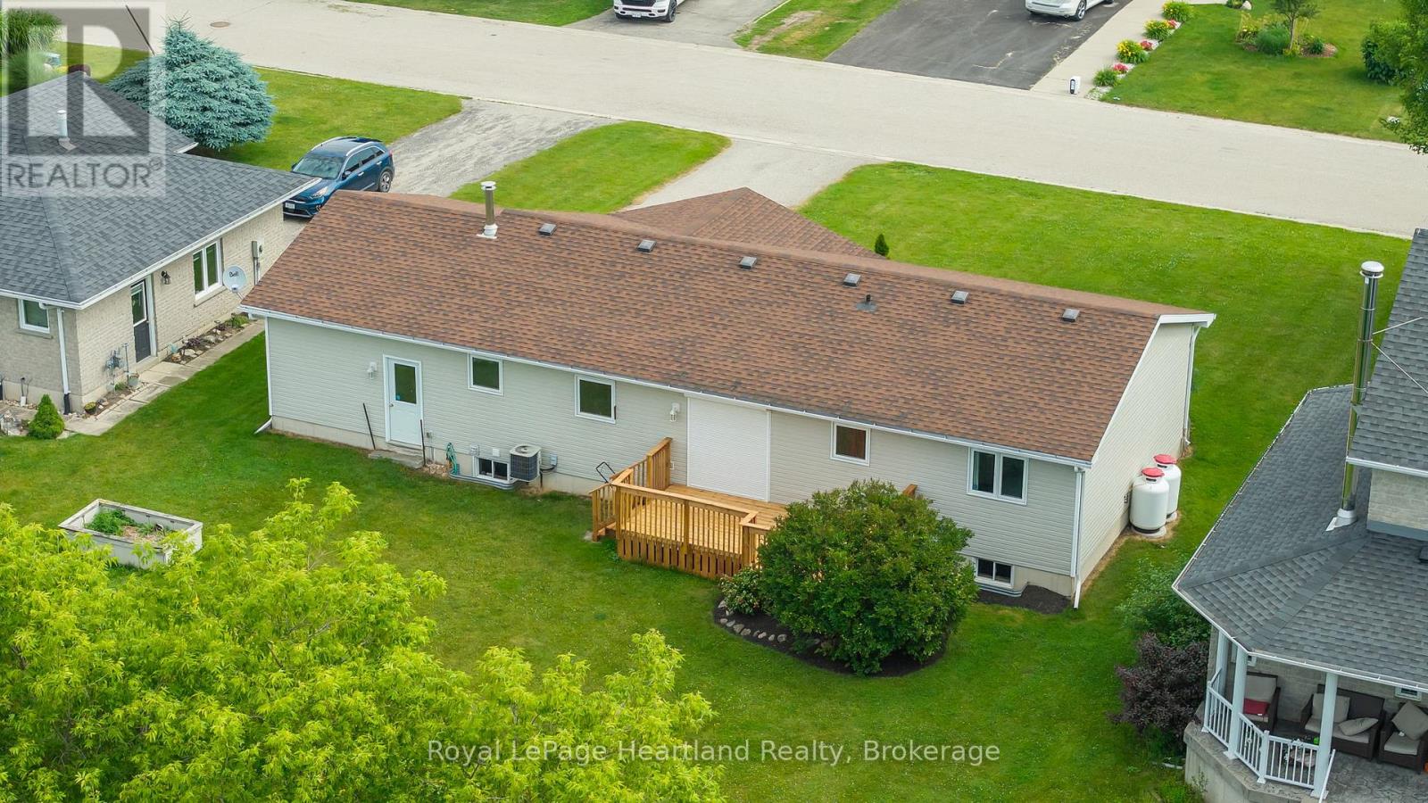 214 Margaret Street S, Minto, Ontario  N0G 1Z0 - Photo 5 - X12256239