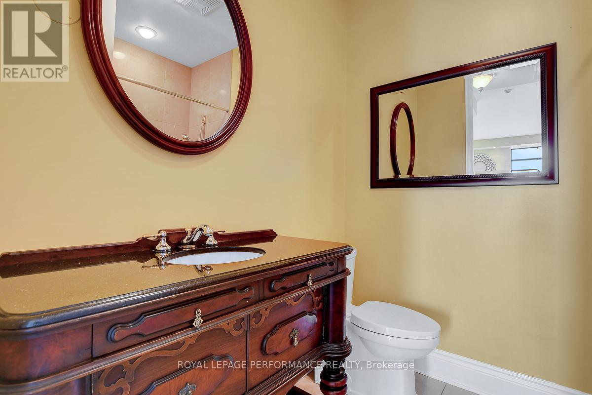 Ph2 - 260 Besserer Street, Ottawa, Ontario  K1N 1J3 - Photo 16 - X12256162