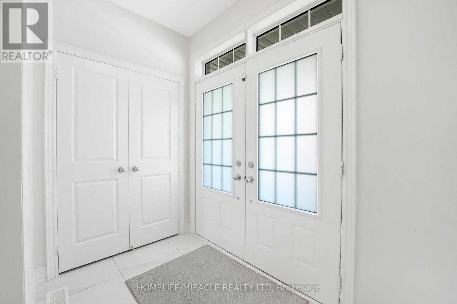 Property at 181 BOONE CRESCENT image 3