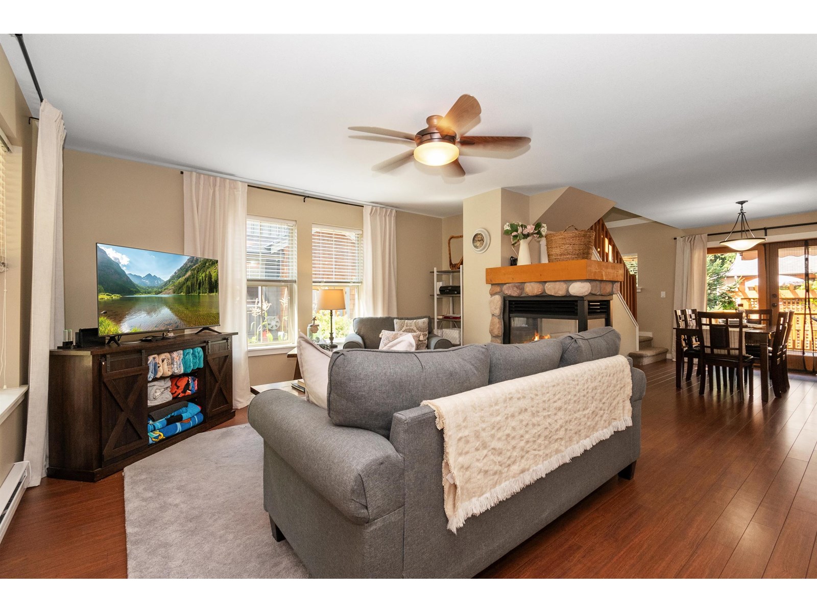 Property at 1853 MOSSY GREEN WAY image 5