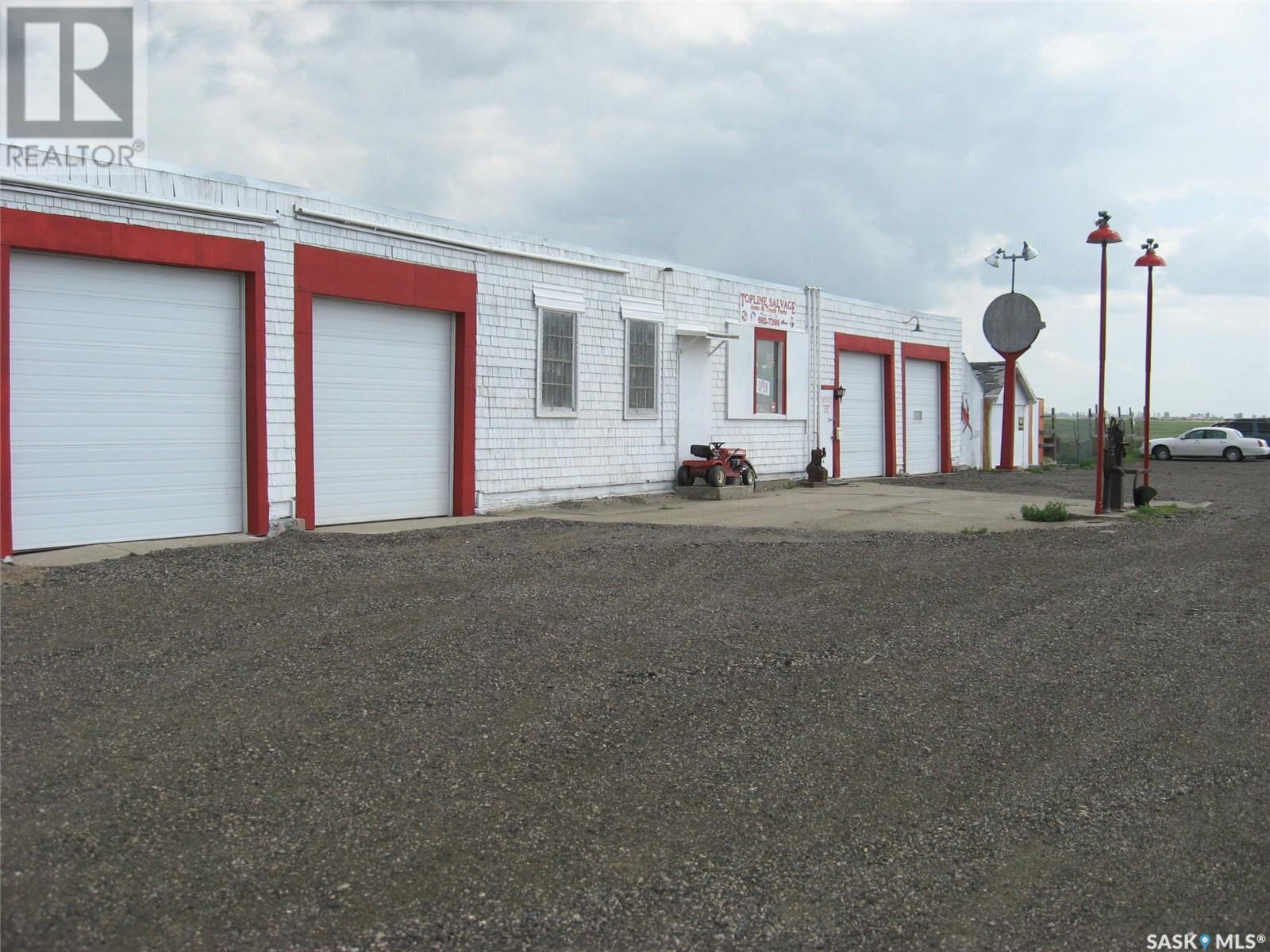 Top Line Salvage, Moose Jaw Rm No. 161, Saskatchewan  S6H 7N6 - Photo 3 - SK011244