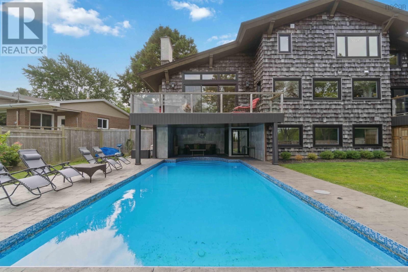 Property at 45 Bayview Road image 2