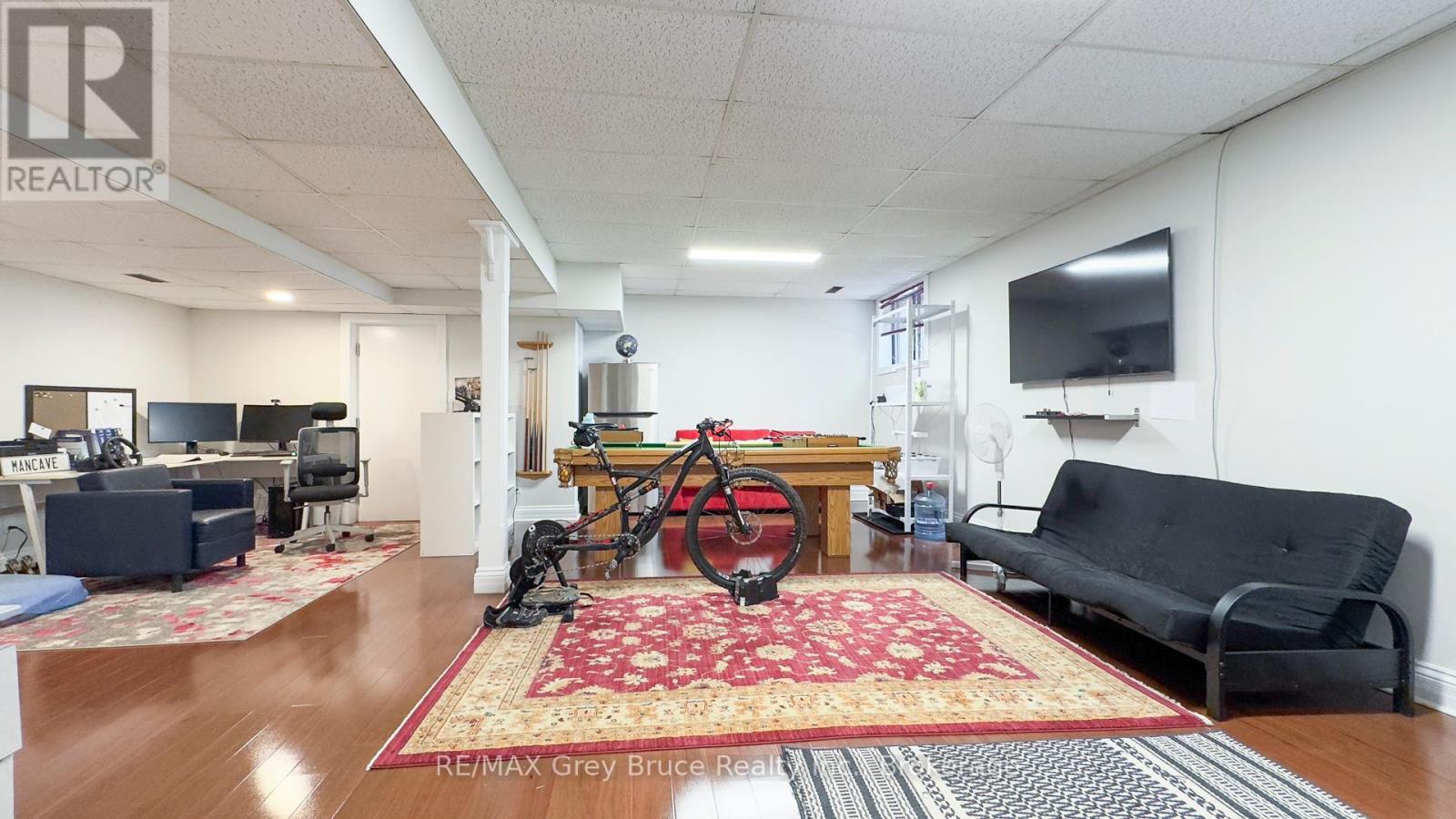 128 Thornridge Road, Meaford, Ontario  N0H 1B0 - Photo 33 - X12255978