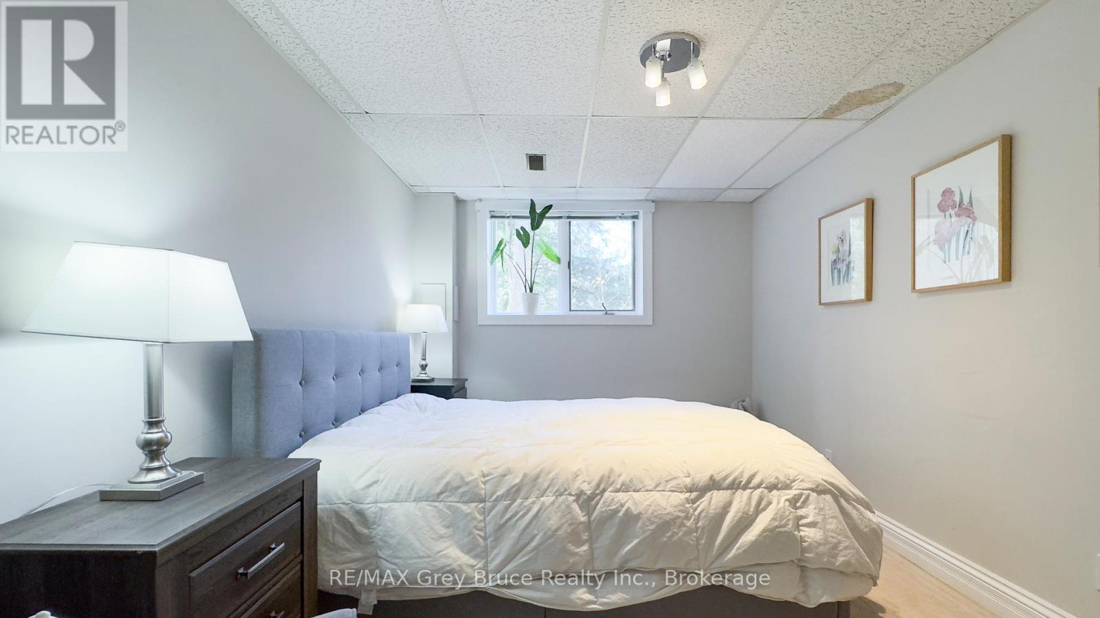 128 Thornridge Road, Meaford, Ontario  N0H 1B0 - Photo 43 - X12255978