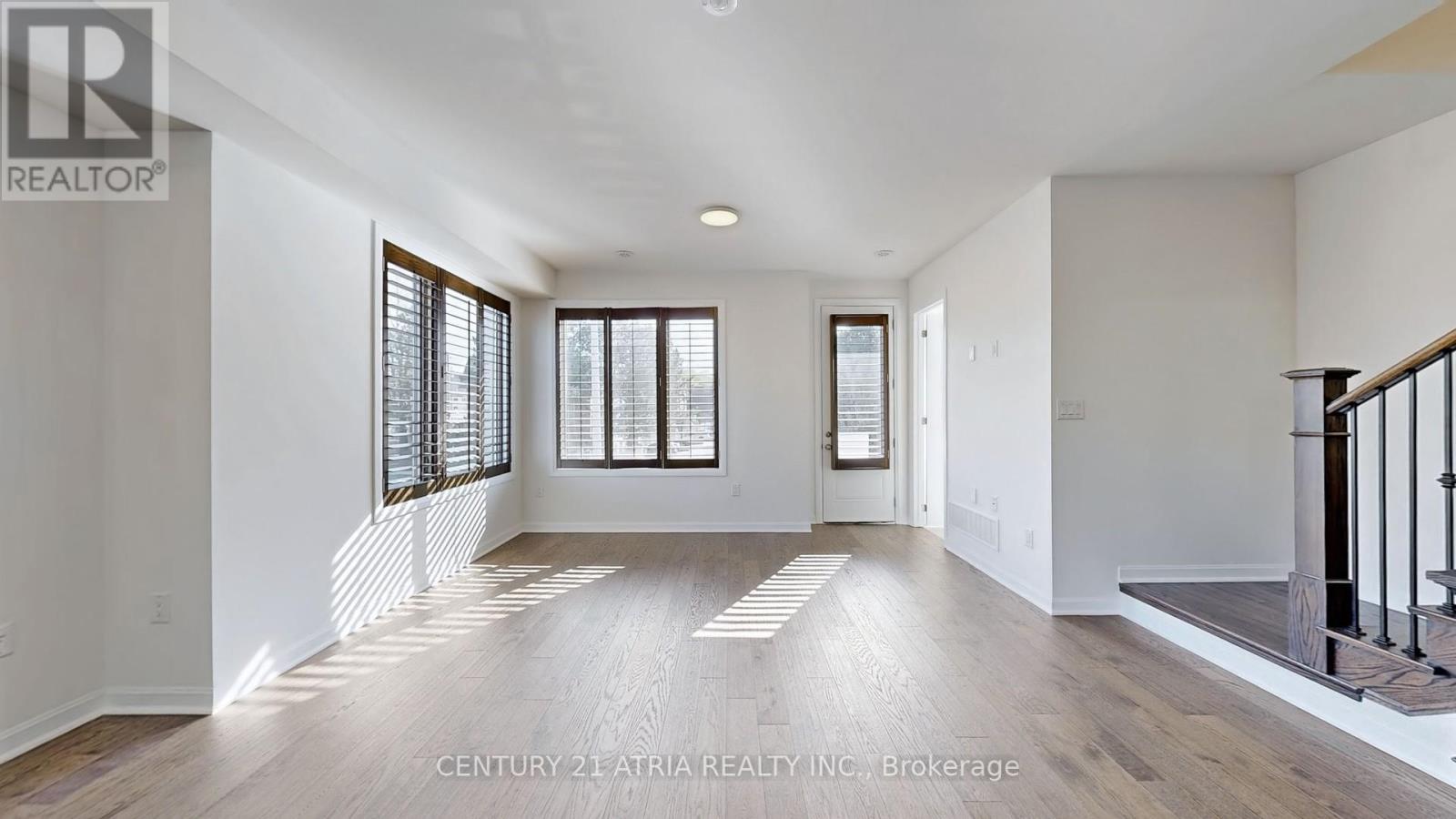 205 The Donway East, Toronto, Ontario  M3B 0B4 - Photo 11 - C12256152