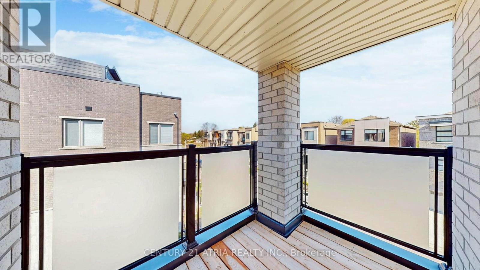 205 The Donway East, Toronto, Ontario  M3B 0B4 - Photo 47 - C12256152