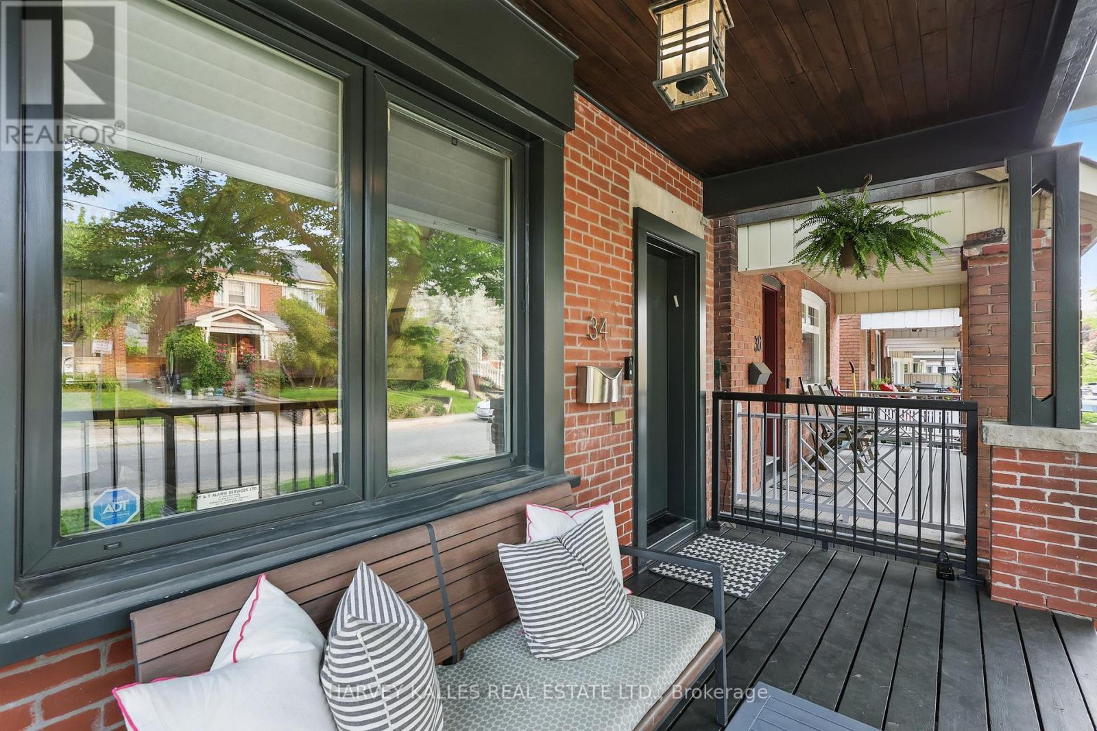 Property at 34 WINNETT AVENUE image 3
