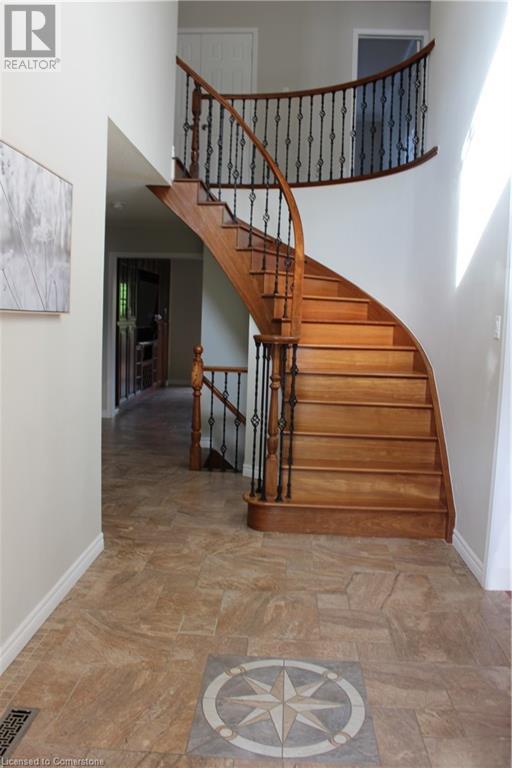 Property at 24 CANNING Crescent image 5