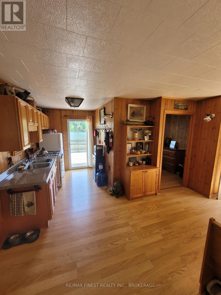 128 Island, Rideau Lakes, Ontario  K0G 1V0 - Photo 11 - X12256358