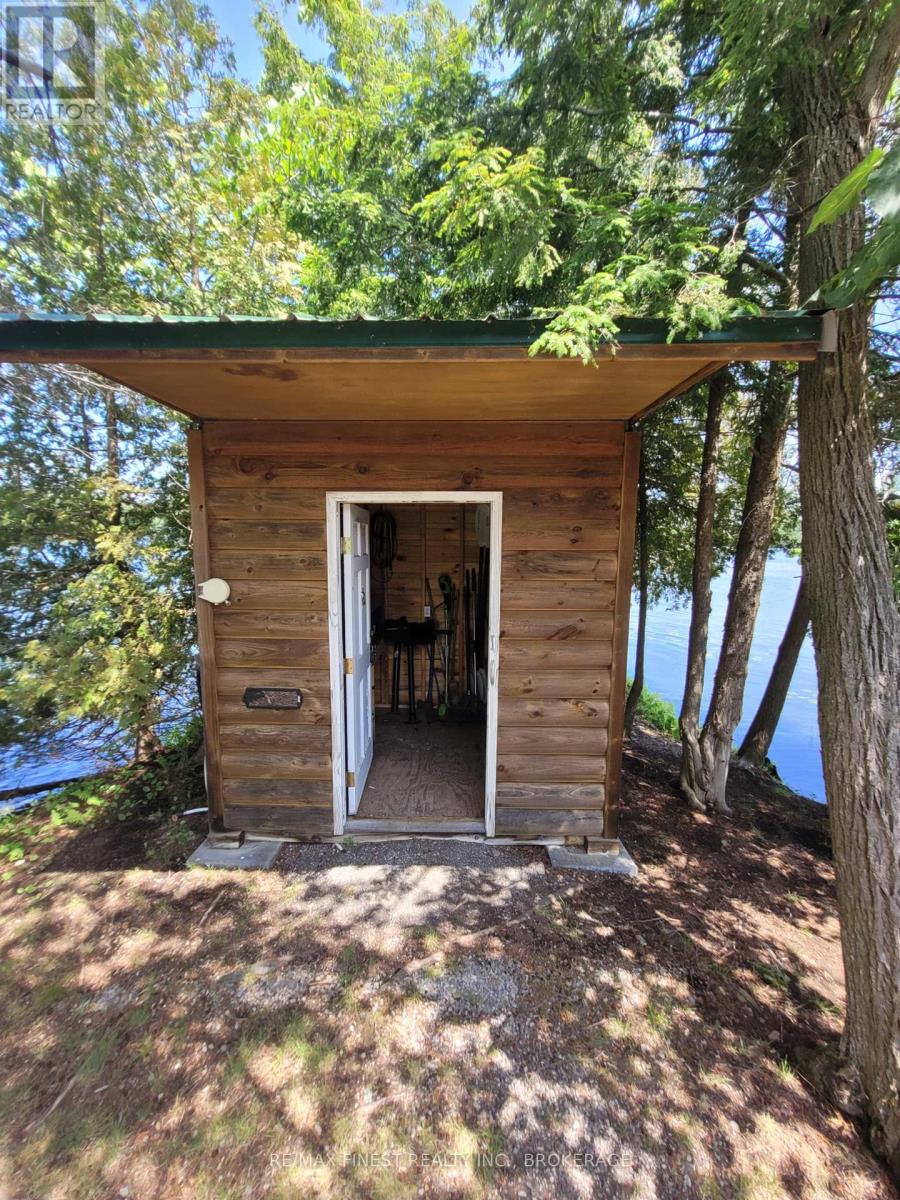 128 Island, Rideau Lakes, Ontario  K0G 1V0 - Photo 33 - X12256358