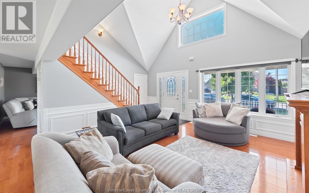 Property at 263 GOLFVIEW DRIVE image 5