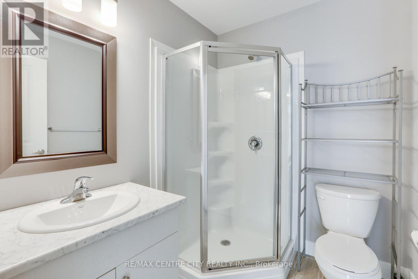 106 - 2070 Meadowgate Boulevard, London South, Ontario  N6M 1C6 - Photo 11 - X12256305