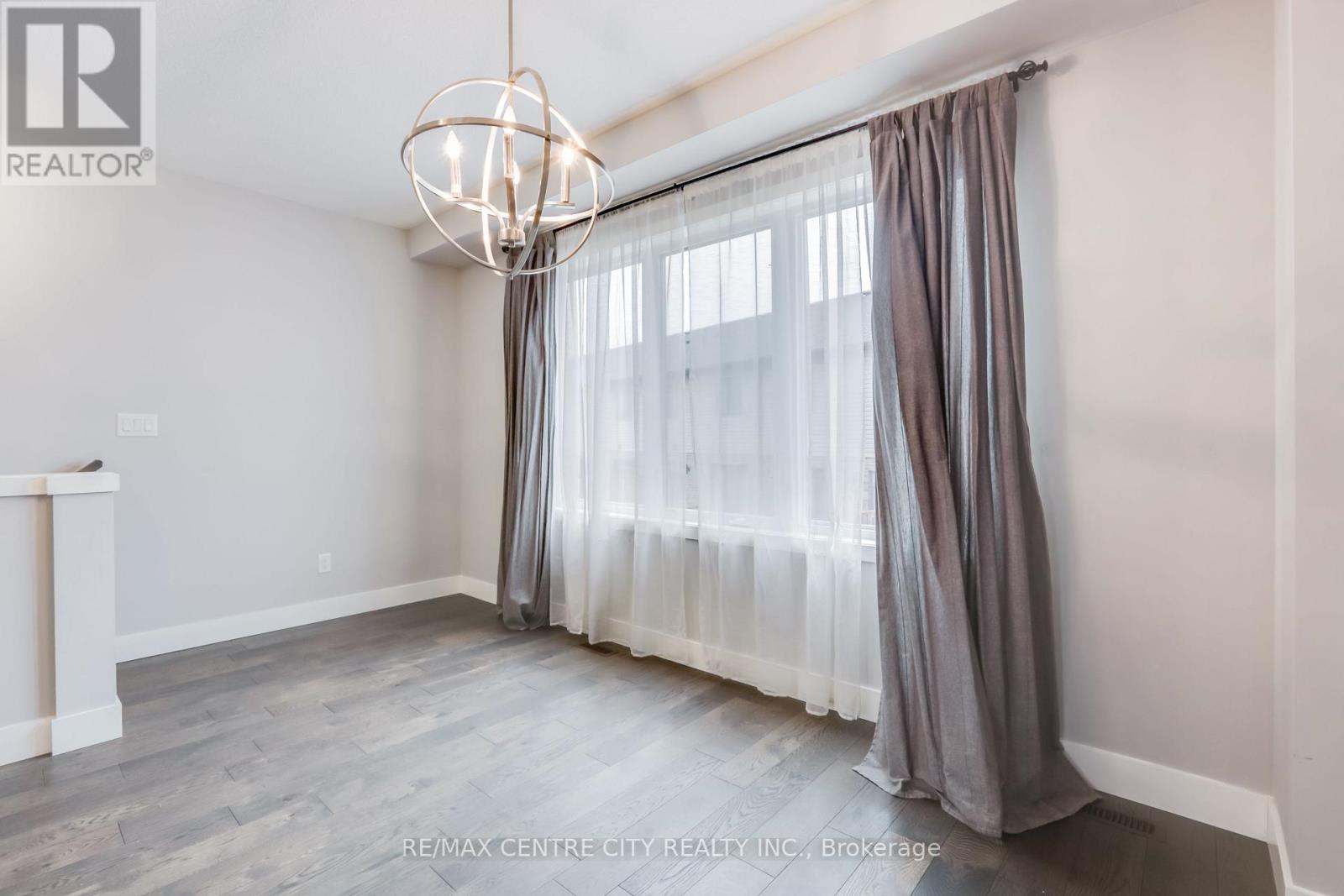 106 - 2070 Meadowgate Boulevard, London South, Ontario  N6M 1C6 - Photo 20 - X12256305