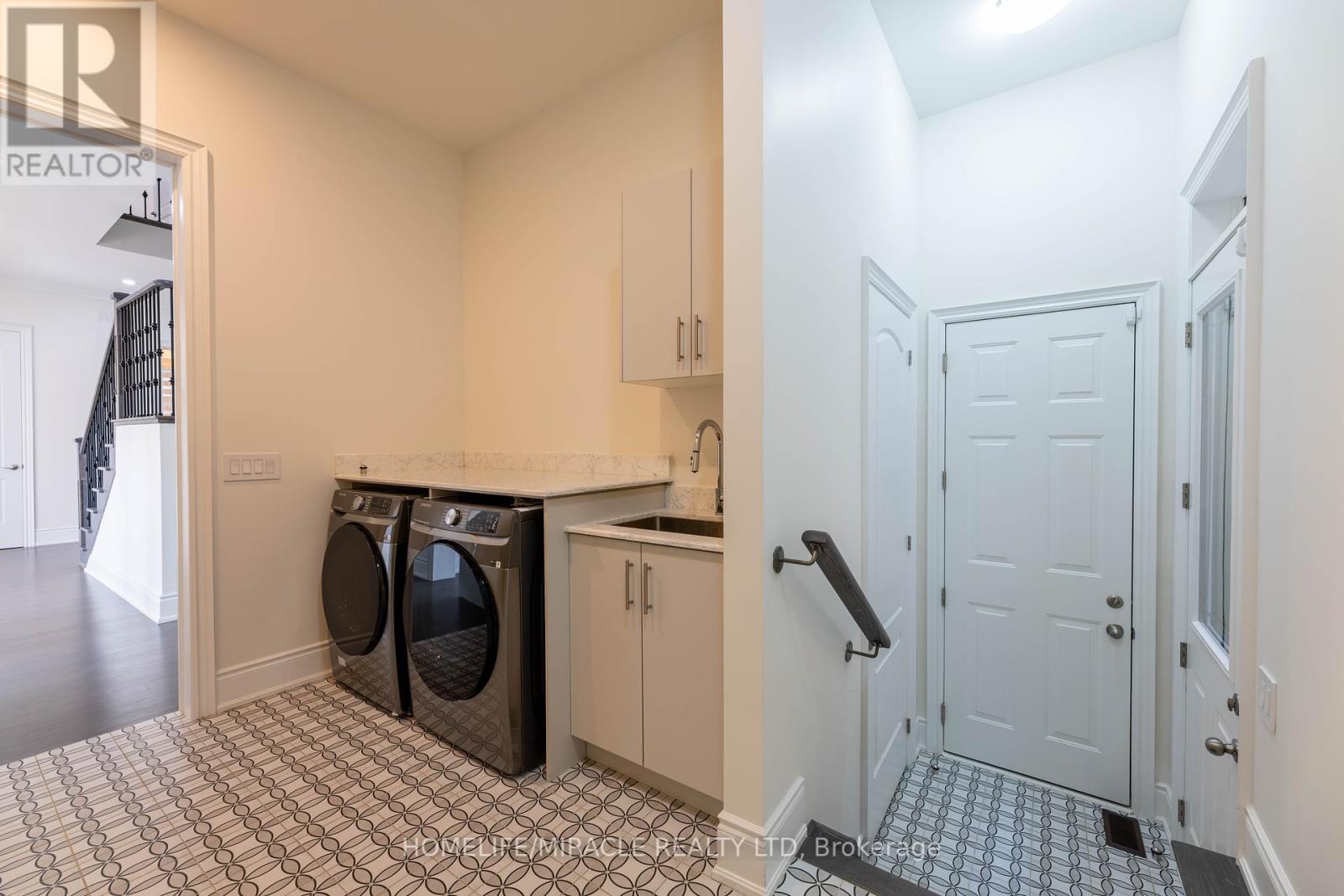 92 Appleyard Avenue, Vaughan, Ontario  L4H 4N3 - Photo 28 - N12256211