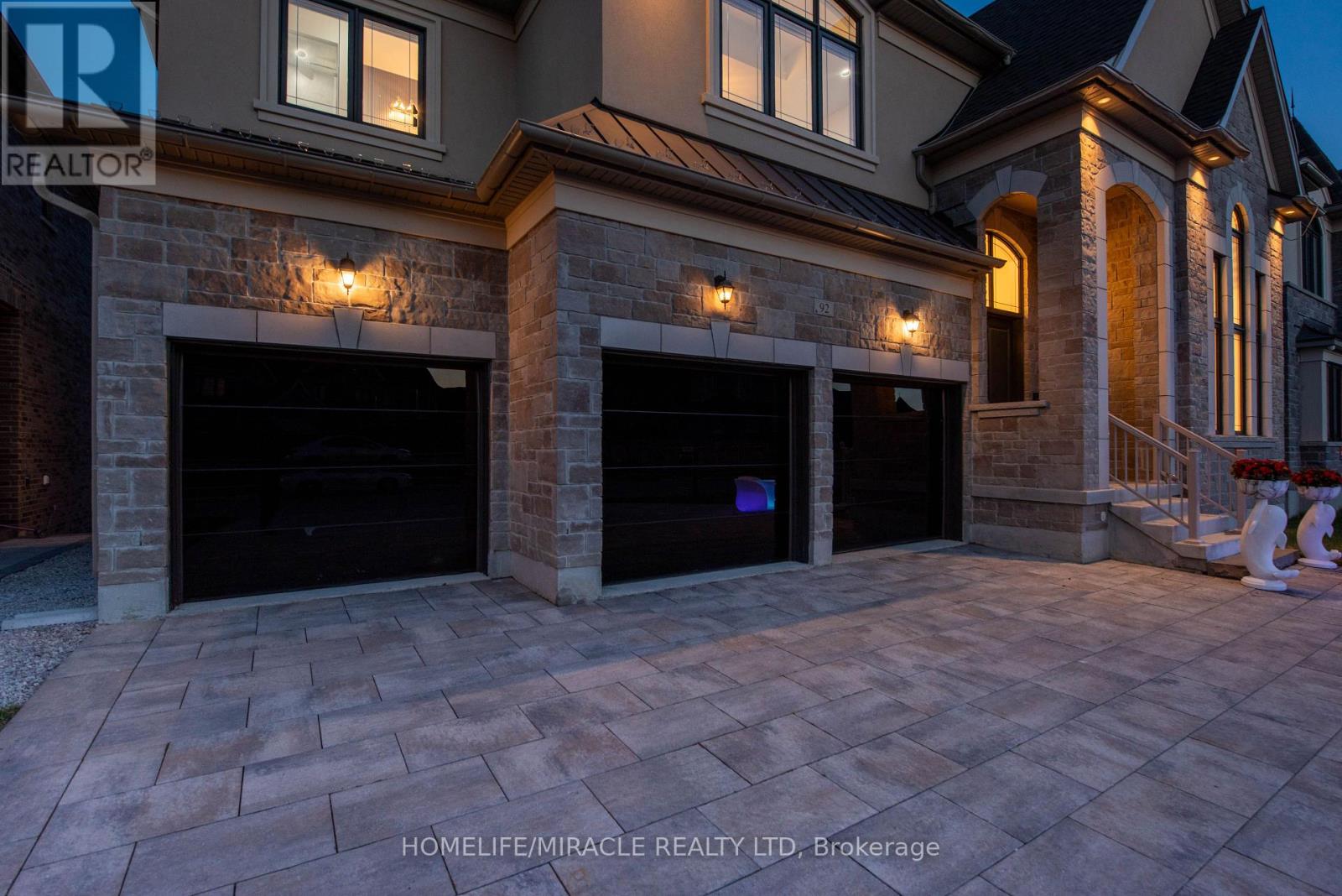 Property at 92 APPLEYARD AVENUE image 5