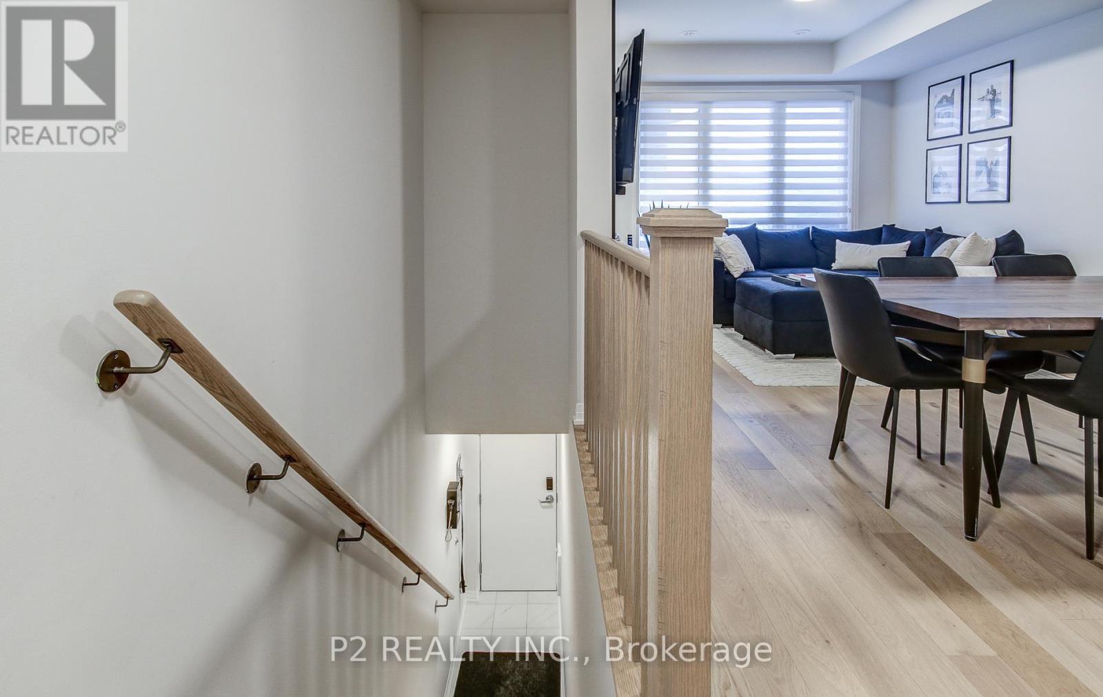 11 - 40 Baynes Way, Bradford West Gwillimbury, Ontario  L3Z 4M4 - Photo 3 - N12256264
