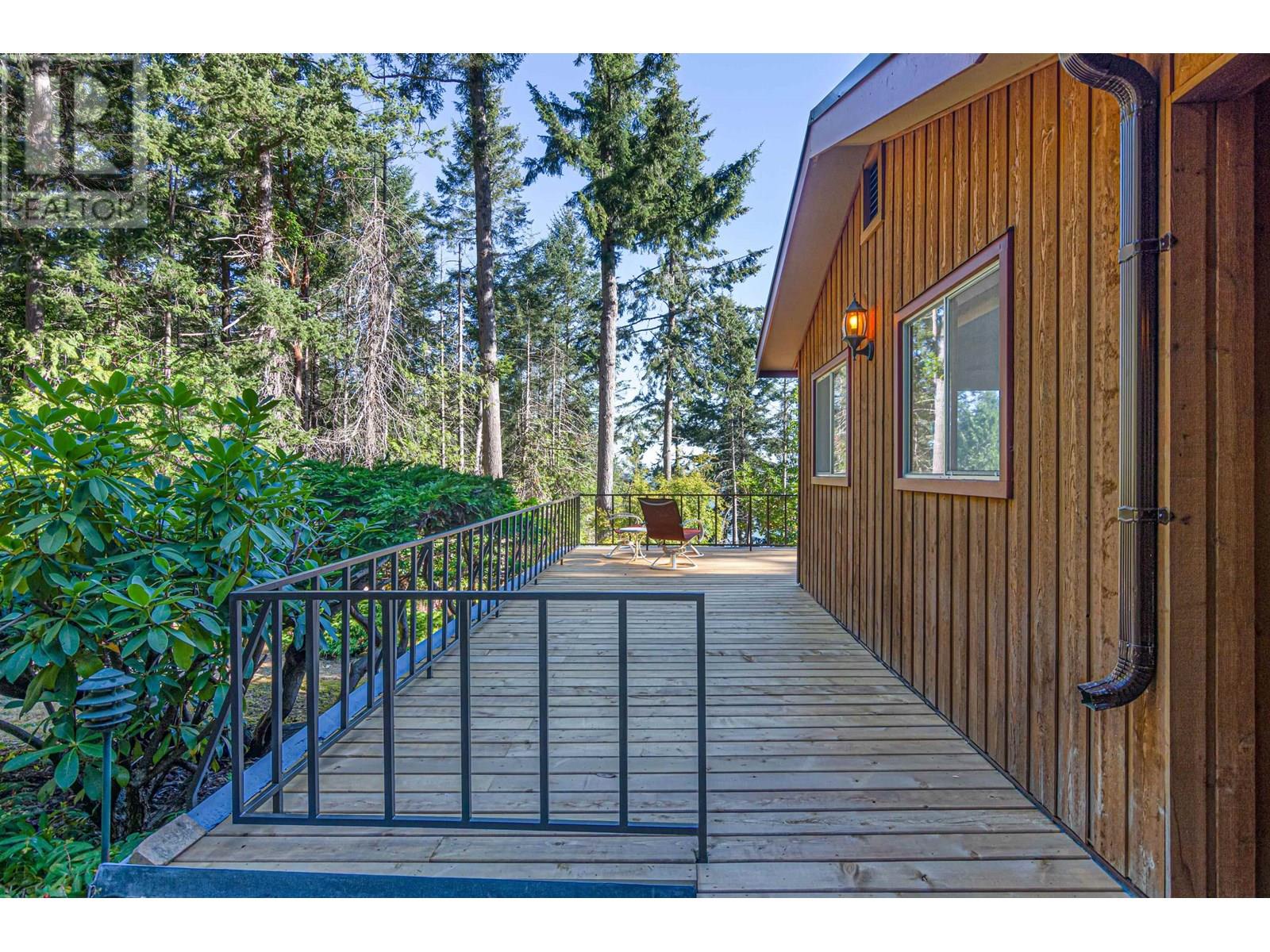 1361 Sturdies Bay Road, Galiano Island, British Columbia  V0N 1P0 - Photo 24 - R2983212