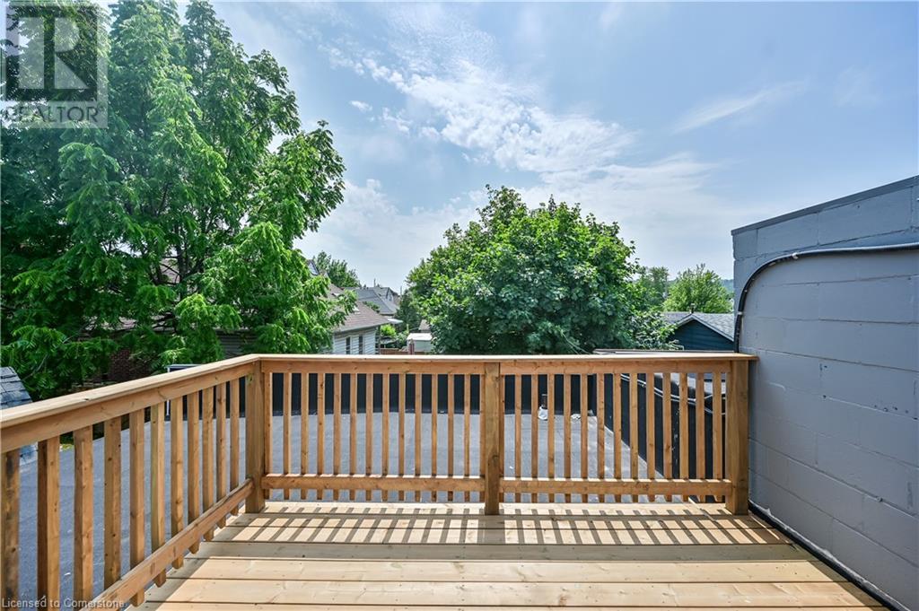 1466 Main Street E Unit# Upper 2, Hamilton, Ontario  L8K 1C6 - Photo 17 - 40746976