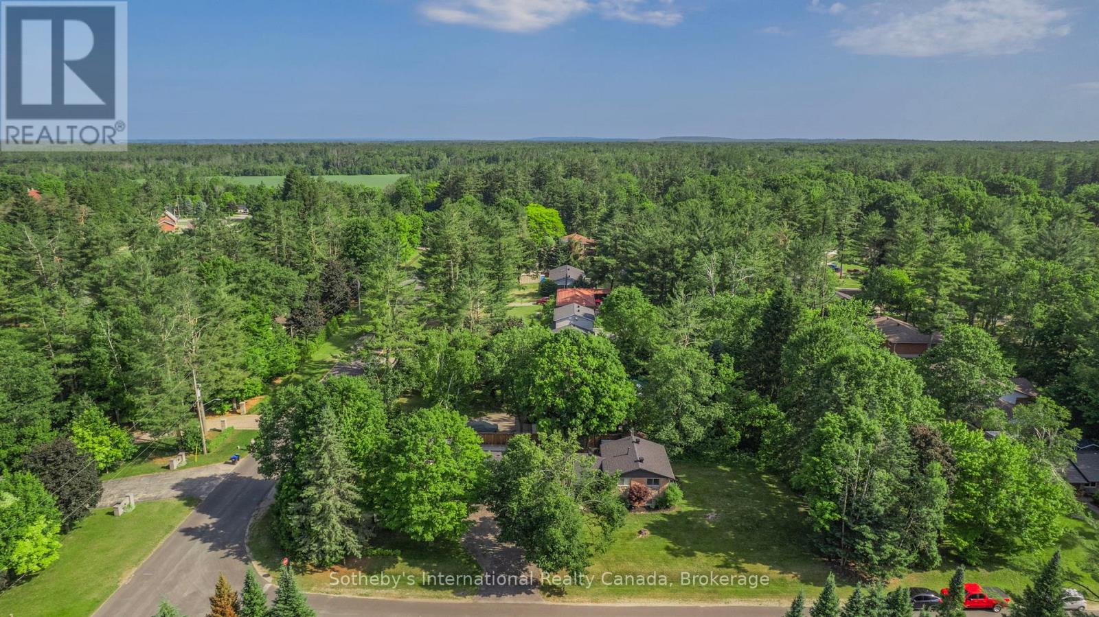 4 Peacher Street, Springwater, Ontario  L0L 1Y2 - Photo 49 - S12256360