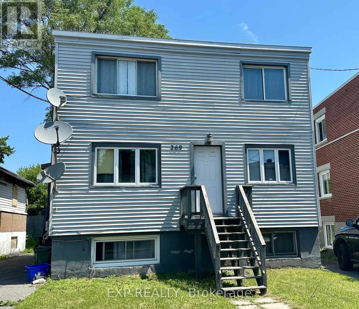 Property at 269 STE ANNE STREET image 2