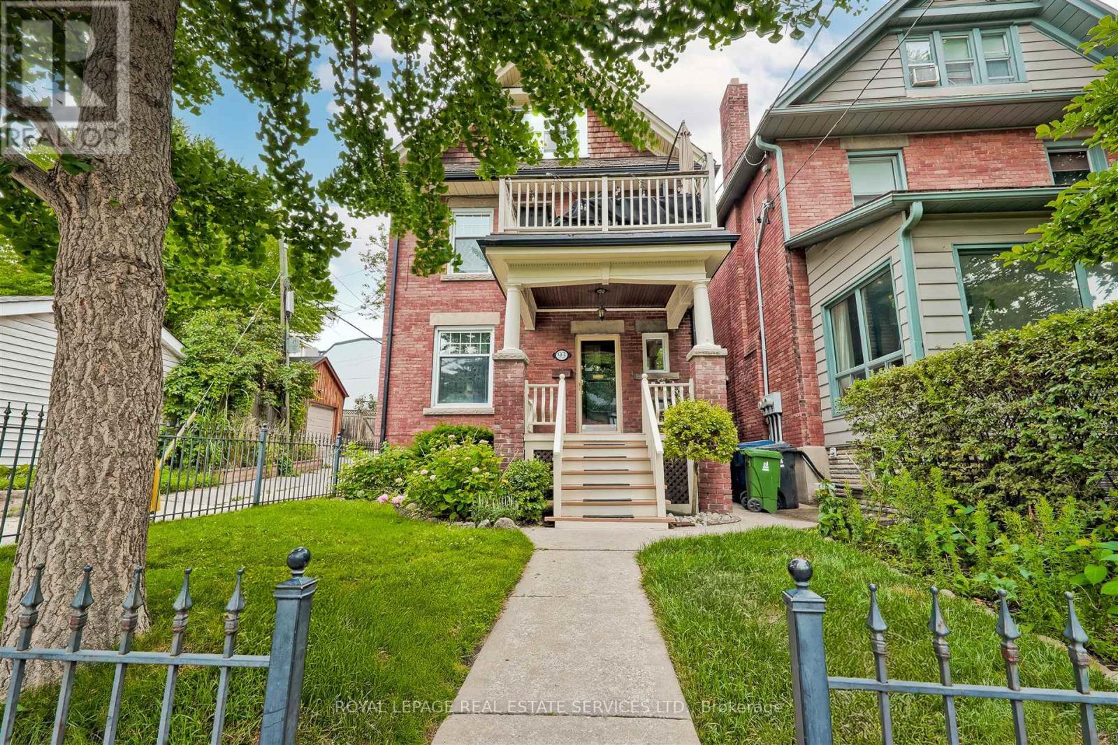 Property at 93 MEDLAND CRESCENT image 1