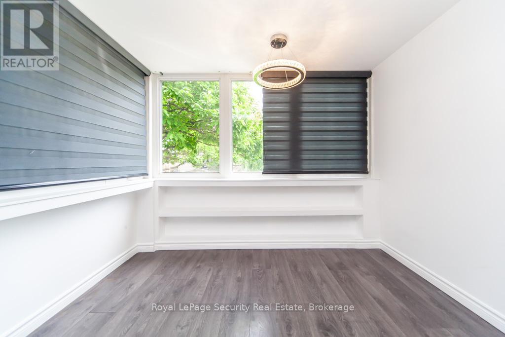 44 Woodgate Drive, Toronto, Ontario  M6N 4W3 - Photo 17 - W12256210