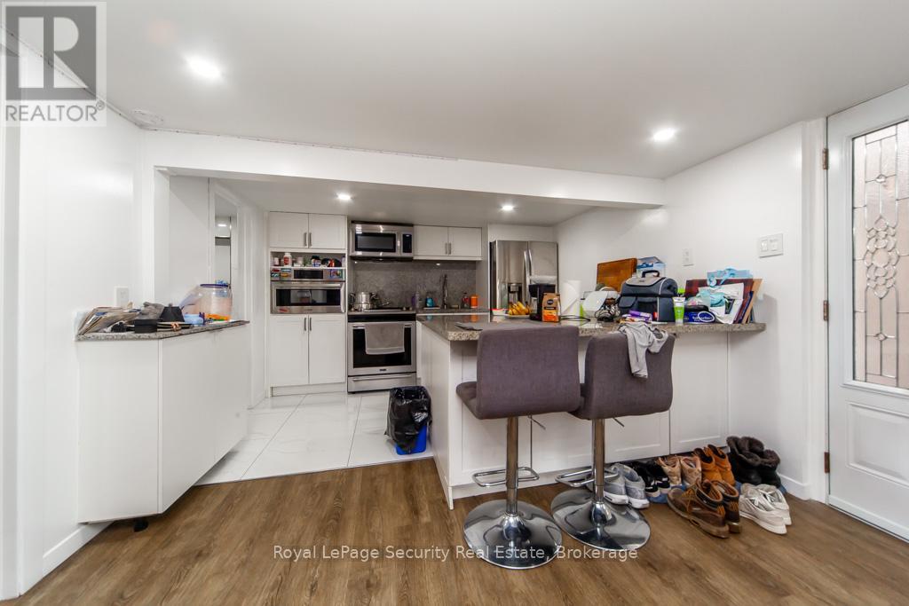 44 Woodgate Drive, Toronto, Ontario  M6N 4W3 - Photo 38 - W12256210