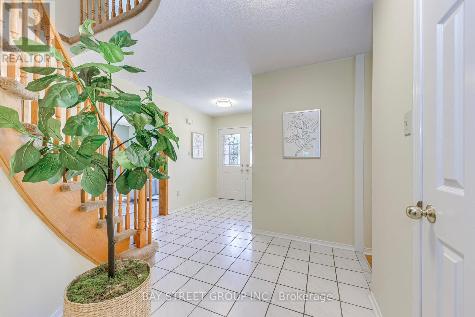 Property at 1369 BISHOPSTOKE WAY image 4
