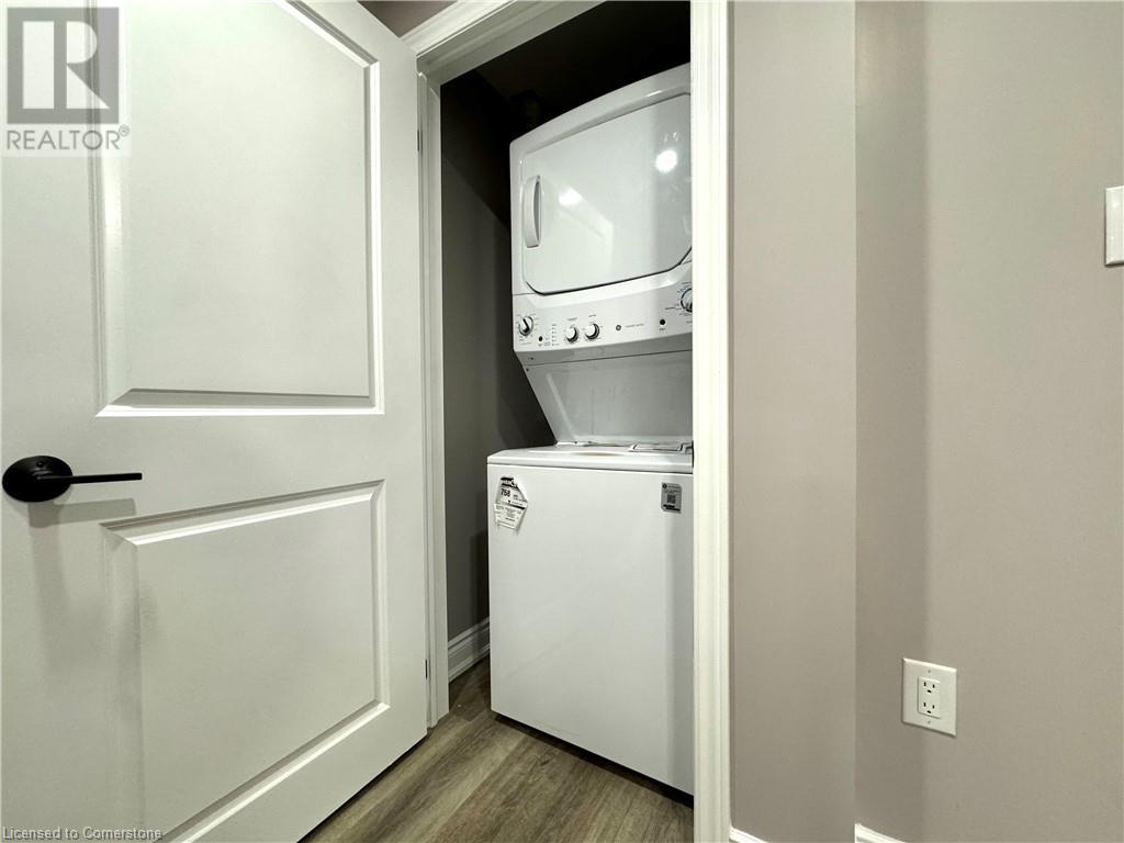 35 Loxleigh Lane Unit# B, Breslau, Ontario  N0B 1M0 - Photo 10 - 40746409