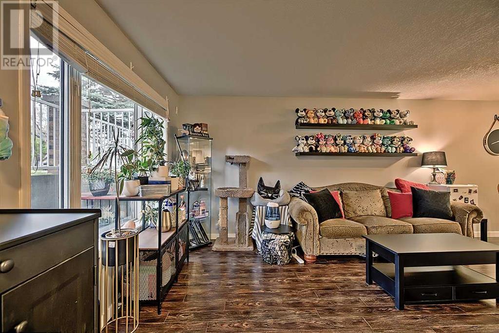 Property at 101, 131 20 Avenue NE image 3