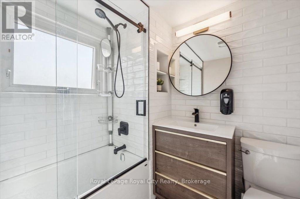 572 Woolwich Street, Guelph, Ontario  N1H 3Y2 - Photo 31 - X12256298