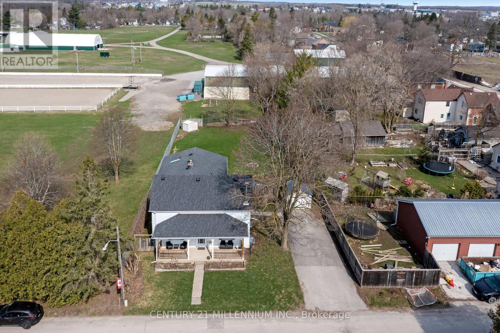 3 Centre Street, Erin, Ontario  N0B 1T0 - Photo 38 - X12256147