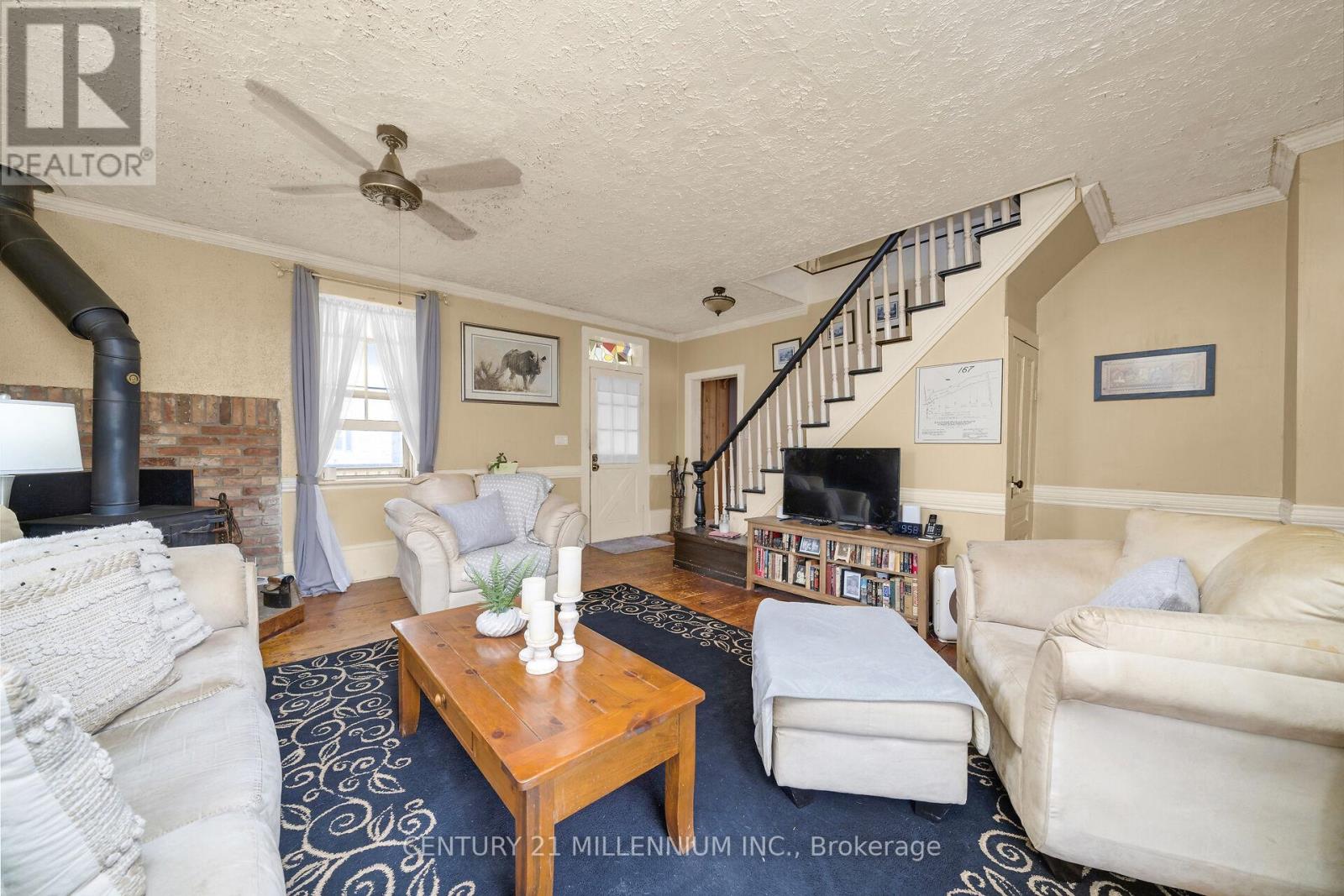 3 Centre Street, Erin, Ontario  N0B 1T0 - Photo 9 - X12256147