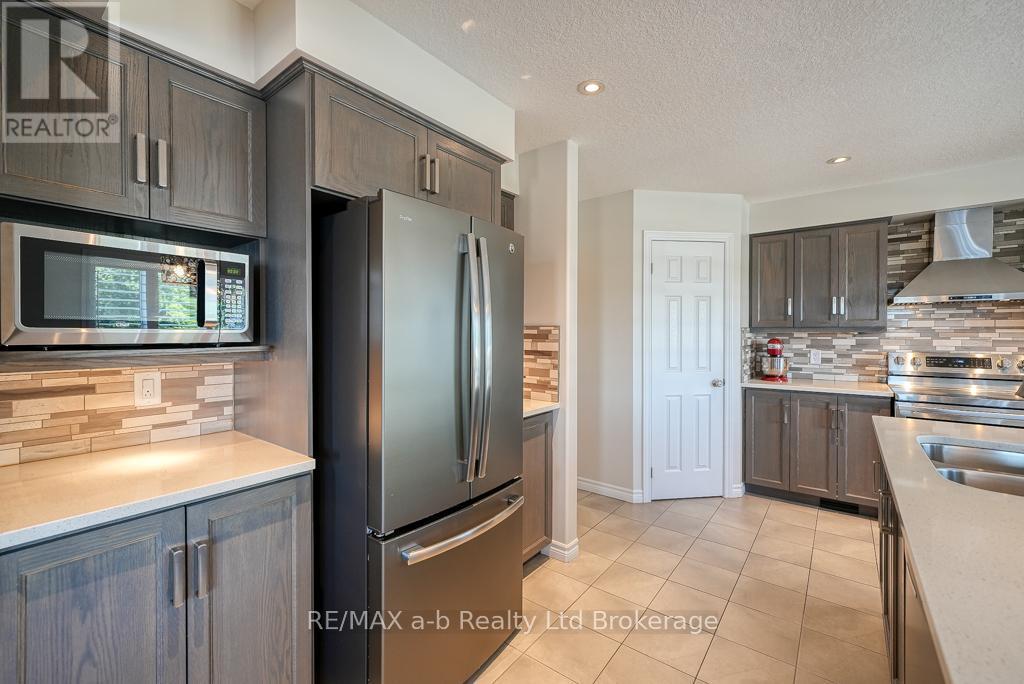 307 Poldon Drive, Norwich, Ontario  N0J 1P0 - Photo 21 - X12256337