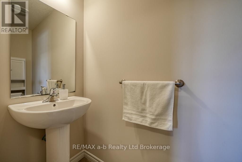 307 Poldon Drive, Norwich, Ontario  N0J 1P0 - Photo 24 - X12256337