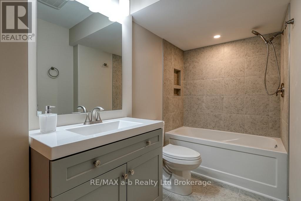 307 Poldon Drive, Norwich, Ontario  N0J 1P0 - Photo 33 - X12256337
