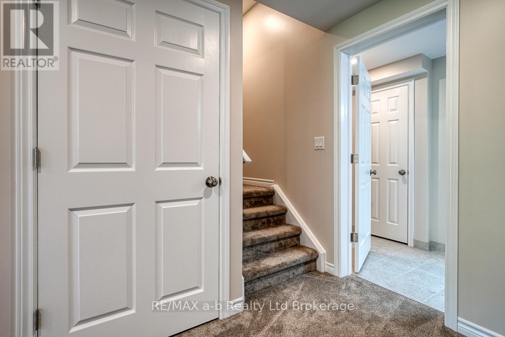 307 Poldon Drive, Norwich, Ontario  N0J 1P0 - Photo 34 - X12256337