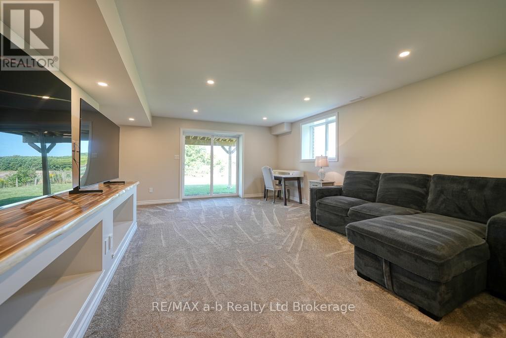 307 Poldon Drive, Norwich, Ontario  N0J 1P0 - Photo 35 - X12256337