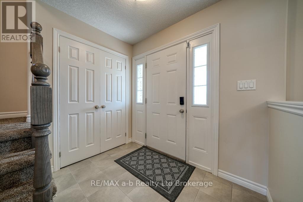 307 Poldon Drive, Norwich, Ontario  N0J 1P0 - Photo 9 - X12256337