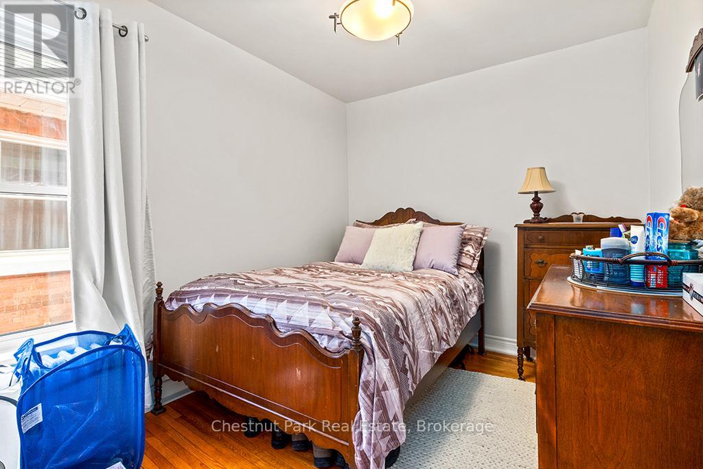 877 5th Avenue 'a' E, Owen Sound, Ontario  N4K 2T1 - Photo 23 - X12045203