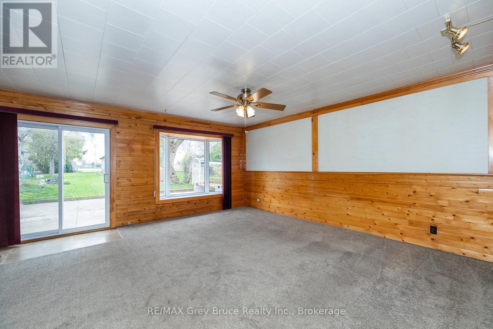 1881 6th Avenue E, Owen Sound, Ontario  N4K 2W1 - Photo 10 - X12132396