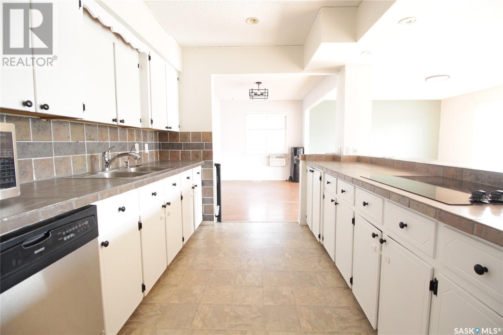 312 Elm Avenue, Wapella, Saskatchewan  S0G 4Z0 - Photo 7 - SK005845