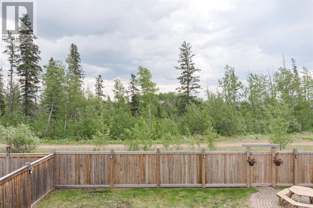 Property at 292 Burton Place image 2