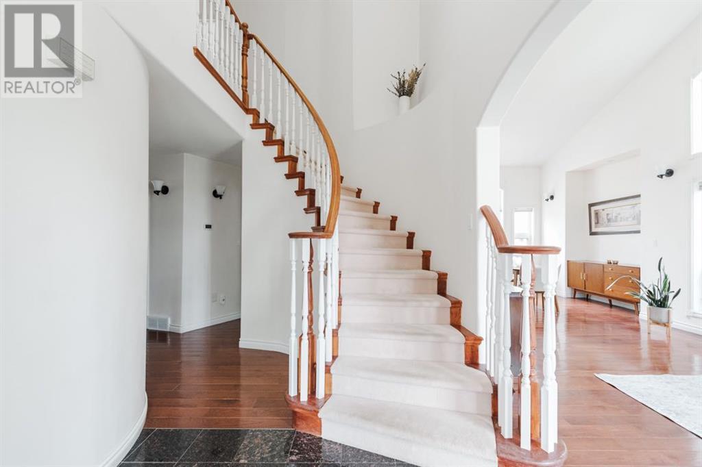 Property at 292 Burton Place image 3